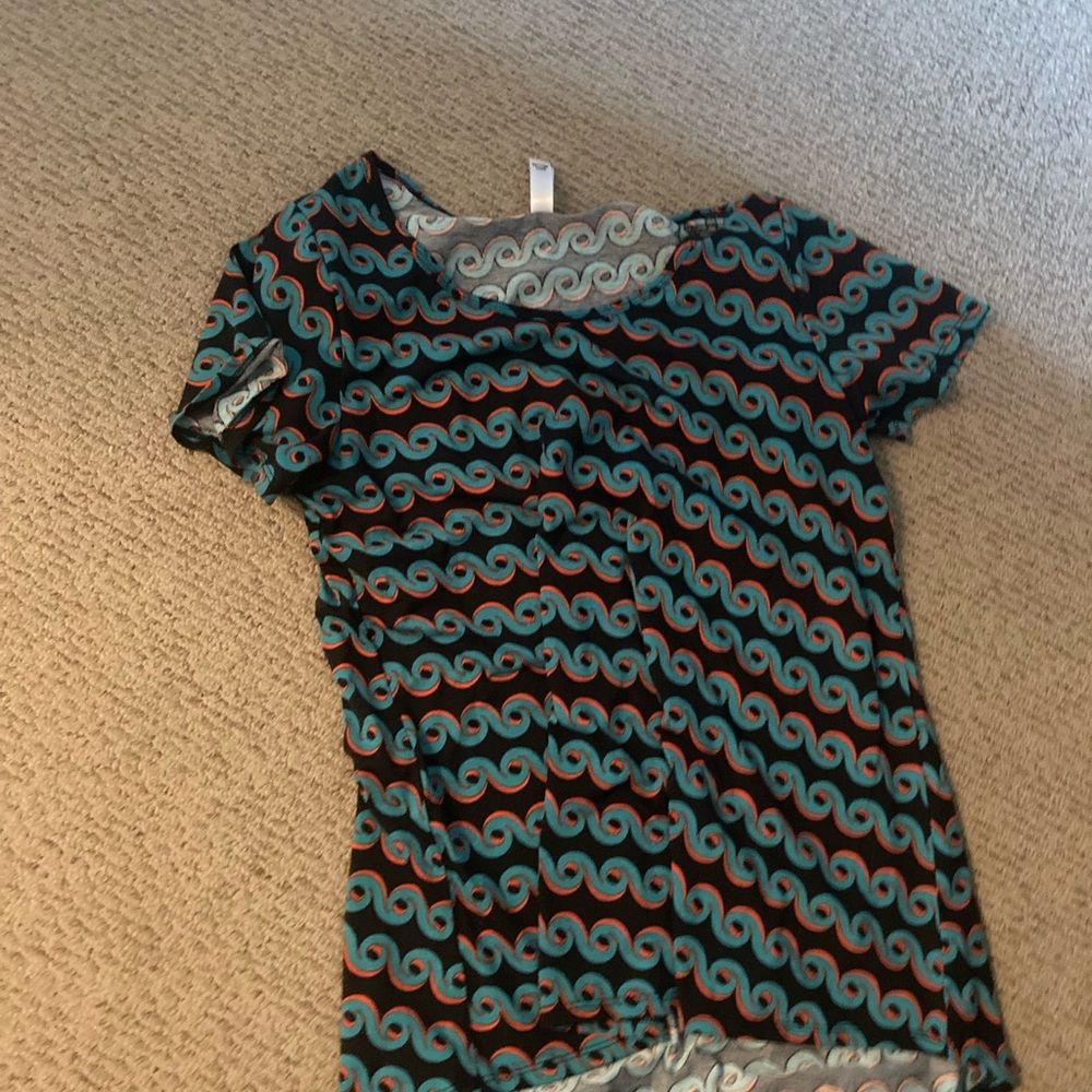 Lula roe top